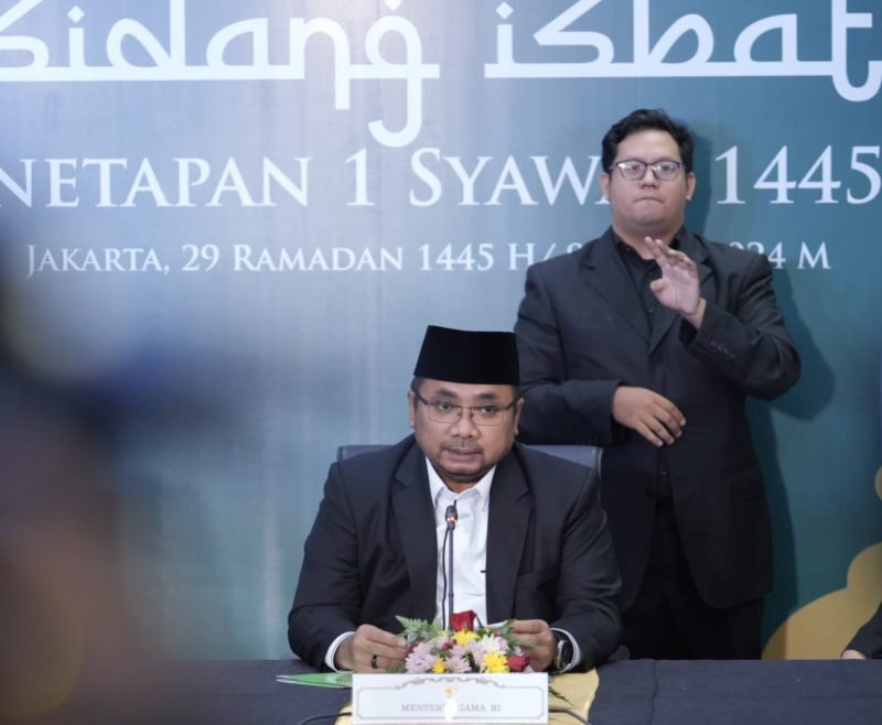 Menteri Agama [Menang] Yaqut Cholil Qoumas dalam Sidang Isbat [penetapan] 1 Syawal 1445 Hijriah di Kantor Kementerian Agama [Kemenag] Jakarta, Selasa 9 April 2024.