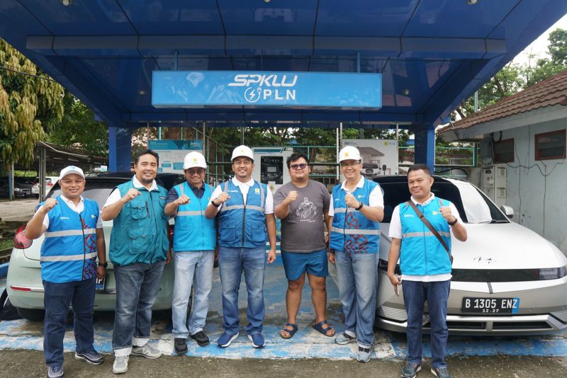 Selama masa siaga Lebaran Idul Fitri 1445 H, PLN Unit Pelaksana Pelayanan Pelanggan [UP3] Palembang menyediakan pelayanan 7 posko mudik dan 8 posko siaga yang tersebar di seputaran Kota Palembang. Bahkan optimalisasi komitmen dalam layanan tersebut.