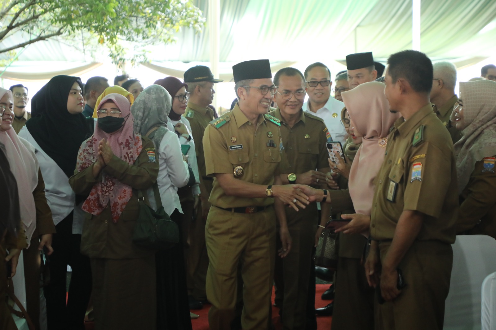 Halalbihalal antara Pj Walikota Ratu Dewa bersama seluruh ASN di Rumah Dinas [Rumdin] Walikota, Jalan Tasik Palembang, Selasa 16 April 2024.