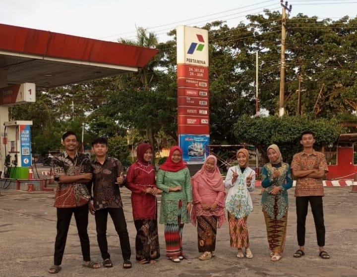 Stasiun Pengisian Bahan Bakar Umum (SPBU) 2430103 Demang Lebar Daun mendapat kehormatan dari PT Pertamina mengukuhkan Hari Kartini 2024.
