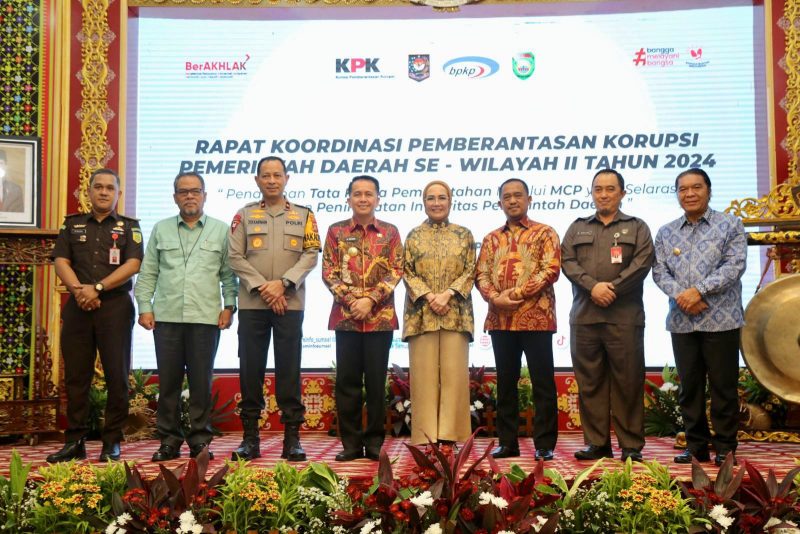 Penjabat (Pj) Gubernur Sumatera Selatan (Sumsel) Agus Fatoni membuka Rapat Koordinasi (Rakor) Program Pemberantasan Korupsi Wilayah II, Diseminasi Monitoring Center for Prevention (MCP) KPK Tahun 2024 dan Tindaklanjut Rekomendasi Hasil SPI Tahun 2023.