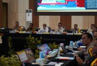 Rapat koordinasi [Rakor] Penanganan Arus Balik Lebaran 2024 di Mapolda Lampung pada Jumat 12 April 2024, dihadiri Menteri Koordinator Bidang Pembangunan Manusia dan Kebudayaan [Menko PMK] Muhadjir Effendy dan Menteri Perhubungan [Menhub] Budi Karya Sumadi. [Foto dari laman dephub]