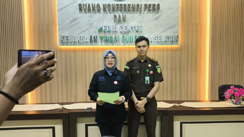 Kasi Penerangan Hukum [Kasipenkum] Kejati Sumsel Vanny Yulia Eka Sari SH MH