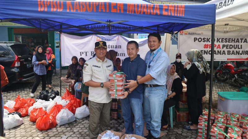 Gerak cepat [Gercep] PT Bukit Asam Tbk [PTBA] menggelontorkan bantuan bagi warga terdampak banjir di Kecamatan Lawang Kidul, Kabupaten Muara Enim, pada Kamis 23 Mei 2024.