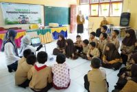 PT Bukit Asam Tbk [PTBA] menggelar acara Green School ke 10 sekolah dasar di sekitar wilayah operasi perusahaan pada 12-13 Juni 2024. Green School merupakan salah satu kegiatan yang dilakukan PTBA dalam rangka memperingati Hari Lingkungan Hidup Sedunia [HLHS].