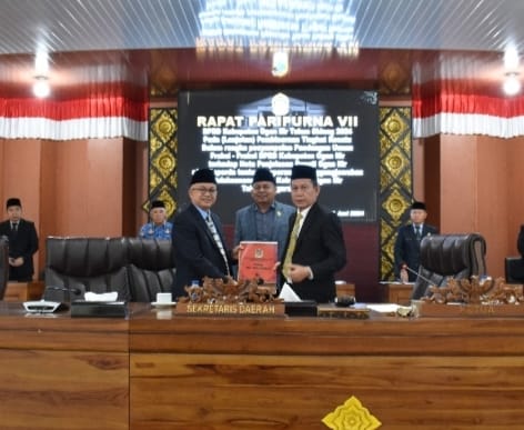 Rapat Paripurna DPRD Kabupaten Ogan Ilir [OI] VII/2024, lanjutan pembicaraan tingkat kesatu dalam rangka penyampaian pandangan umum fraksi-fraksi terhadap nota penjelasan Bupati OI atas Raperda tentang laporan pertanggung jawaban pelaksanaan APBD OI Tahun Anggaran 2023.