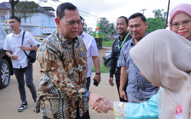 Penjabat [Pj] Walikota Dr A Damenta Mag rer publ, CGCAE secara resmi membuka kegiatan bakti sosial pelayanan kesehatan [Yankes] dalam rangka memperingati HUT ke 29 RSUD Palembang BARI dan Hari Jafi Kota Palembang ke-1341, Kamis 27 Juni 2024.