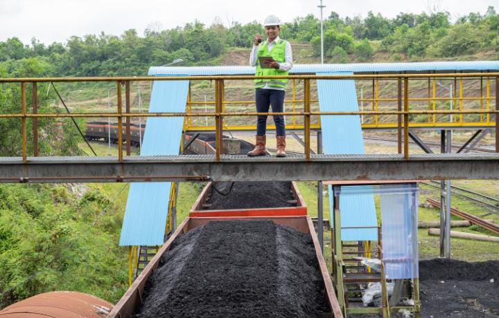  PT Bukit Asam Tbk [PTBA], anggota Grup MIND ID, terus memperkuat efisiensi di bidang operasi dan produksi dalam rangka mempertahankan kinerja positif.