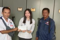 Ketua DPW IWO Indonesia Sumatera Selatan [Sumsel] Sakrin menerima STL [surat tanda lapor] dari Kesbangpol Provinsi Sumsel. STL tersebut diserahkan langsung dengan didampingi Sekretaris IWOI Rangga Arifin di Kantor Kesbangpol, Jalan F Tendean 1095 Palembang, Selasa 7 Juli 2024.