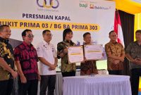 PT BUKIT PRIMA BAHARI (BPB), perusahaan afiliasi PT Bukit Asam Tbk (PTBA) yang bergerak di bidang transportasi laut, melakukan penambahan armada sebanyak tiga rangkaian tugboat (kapal penarik) dan barge (tongkang) untuk meningkatkan kapasitas angkutan transhipment (pemindahan muatan) batu bara.