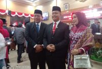 Alan Pratama anak dari Maulana seorang Polri berpangkat Aipda di Polres OKUT dilantik menjadi anggota DPRD OKU Timur periode 2024-2029. Alan dilantik betsama 44 orang lainnya di Kantor DPRD Kabupaten OKUT, Senin 19 Agustus 2024.