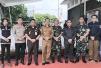 Ketua DPRD kota Prabumulih H Deni Victoria SH MSi dan PJ Walikota H Elman ST MM, bersama Forkopimda menghadiri pendistribusiannya logistik Pilkada, H-1 sebelum hari 