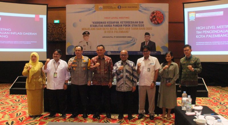 Pj Walikota Palembang Cheka Virgowansyah SSTP ME didampingi Kapolrestabes Kombes Pol Dr Harryo Sugihhartono dalam kegiatan High Level Meeting 