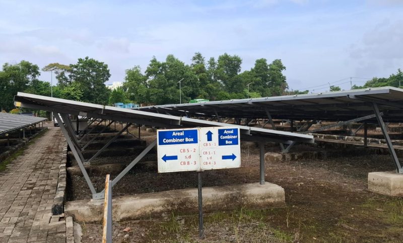 Panel Solar PLTS Jakabaring Palembang [Foto WIDEAZONE/AbV]