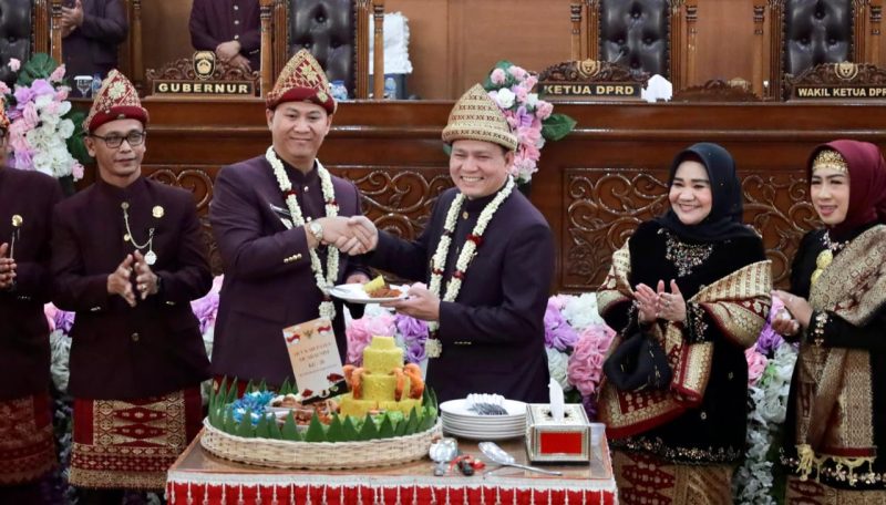 Penjabat (Pj) Gubernur Sumatera Selatan (Sumsel) Elen Setiadi SH MSE menghadiri Sidang Paripurna Istimewa Hari Ulang Tahun (HUT) Ke-78 Kabupaten Muara Enim bertempat di ruang Sidang DPRD setempat, Rabu 20 November 2024, siang.