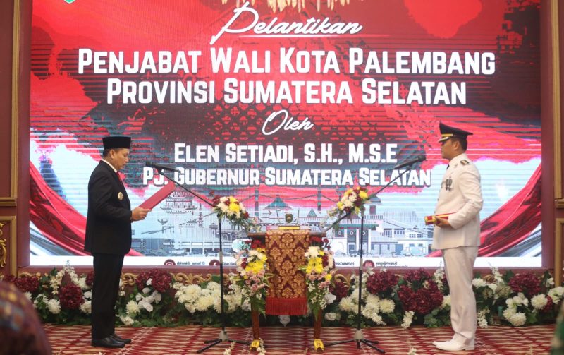 Penjabat (Pj) Gubernur Sumatera Selatan (Sumsel) Elen Setiadi SH MSE melantik Dr Cheka Virgowansyah SSTP ME sebagai Pj Walikota Palembang menggantikan Dr A Damenta, Pelantikan ini bertempat Griya Agung Palembang, Jumat 29 November 2024.
