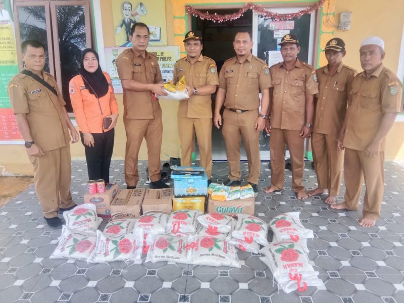 Pemerintah Kabupaten [Pemkab] Asahan menyalurkan bantuan bagi masyarakat Desa Sei Dua Hulu Kecamatan Simpang Empat terdampak banjir. Penyaluran bantuan dari Pemkab Asahan berupa sembako dan pendirian tenda.