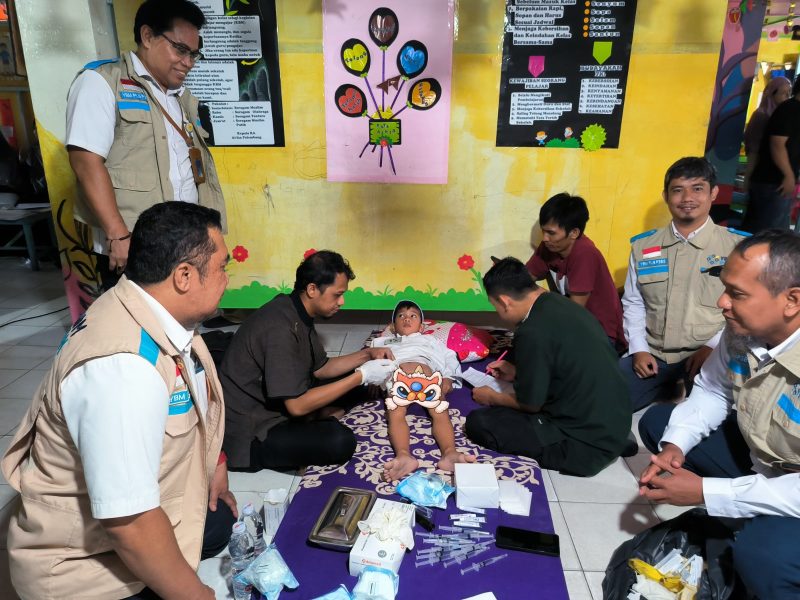 YBM PLN UPT Palembang menggelar kegiatan Khitanan Massal Gratis untuk Yatim dan Dhuafa di kantor DT Peduli Sumsel, pada Jumat 17 Januari 2025.