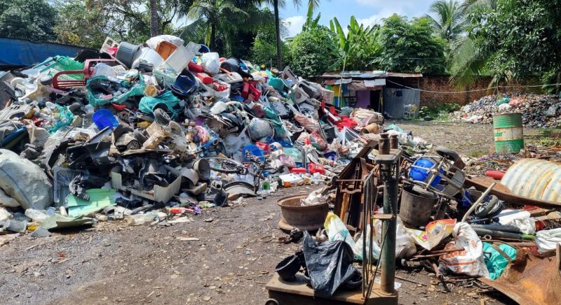 Dengan uluran bantuan dari PT Bukit Asam Tbk [PTBA], bisnis jual-beli rongsok atau barang bekas yang digeluti Sarjianto atau dikenal dengan Jani Rongsok, mampu meraup cuan ratusan juta.