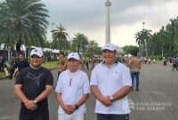 Wakil Gubernur Sumatera Utara terpilih H Surya BSc, Bupati Asahan terpilih Taufik Zainal Abidin Siregar SSos MSi dan Wakil Bupati Asahan terpilih Rianto SH MAP menggunakan seragam olahraga mengikuti gladi ini dengan begitu khidmat.