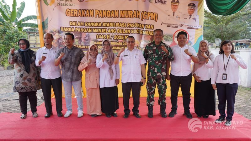 Pemerintah Kabupaten [Pemkab] melalui Dinas Ketahanan Pangan [Ketapang] Asahan menggelar Gerakan Pangan Murah [GPM] dalam rangka stabilisasi pasokan dan harga pagan menjelang Ramadhan 1446H/2025M di Halaman Kantor Dinas Ketapang Kabupaten Asahan, Rabu 26 Februari 2025.