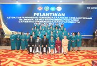 Ketua Tim Penggerak Pemberdayaan Keluarga Provinsi Sumatera Utara [TP-PKK Sumut] Kahiyang Ayu M Bobby Afif Nasution melantik Yusnila Indriati Taufik menjadi Ketua TP PKK, Ketua Tim Posyandu dan Ketua Dekranasda Kabupaten Asahan.