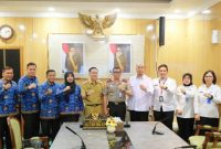 Wali Kota Palembang Ratu Dewa menerima audiensi Kepala BNNP Sumsel Brigjen Pol Dr Drs Guruh Achmad Fadiyanto MH bersama jajarannya.