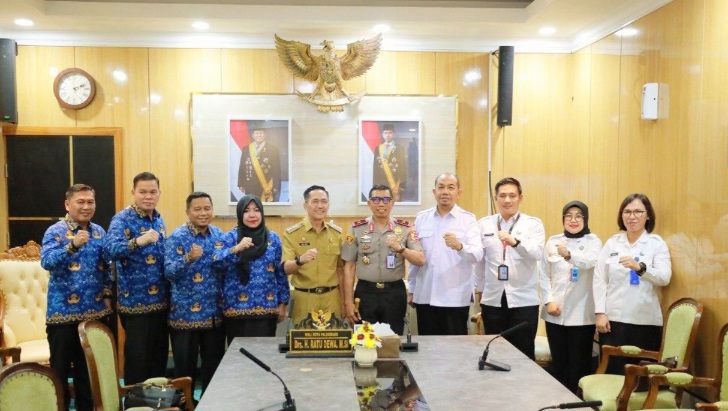 Wali Kota Palembang Ratu Dewa menerima audiensi Kepala BNNP Sumsel Brigjen Pol Dr Drs Guruh Achmad Fadiyanto MH bersama jajarannya.