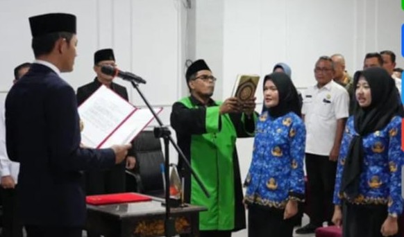 Pemerintah Kabupaten Penukal Abab Lematang Ilir [Pemkab PALI] secara resmi melantik dan mengambil sumpah dua Pegawai Negeri Sipil [PNS] lulusan Politeknik Transportasi Darat Indonesia Sekolah Tinggi Transportasi Darat [PTDI-STTD] formasi tahun 2023.