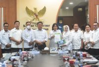 Gubernur Sumatera Selatan [Sumsel] H Herman Deru menegaskan, penyaluran Bantuan Gubernur Bersifat Khusus [Bangubsus] di Kabupaten Musi Rawas, diutamakan untuk m pembangunan infrastruktur yang memberikan manfaat bagi masyarakat, terutama dalam bidang kesehatan.
