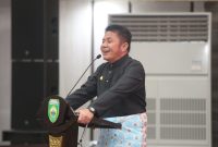 Gubernur Sumatera Selatan [Sumsel] H Herman Deru secara simbolis menyerahkan santunan Jaminan Kematian dari BPJS Ketenagakerjaan kepada petani dan pekebun sawit Sumsel tahun 2025. Acara penyerahan berlangsung di Auditorium Bina Praja, Kantor Gubernur Sumsel, Kamis 15 Mei 2025, sore.