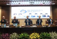 Gubernur Sumatera Selatan [Sumsel] H Herman Deru bersama dengan Wakil GUbernur [Wagub] H Cik Ujang menghadiri sidang paripurna DPRD Provinsi Sumsel dalam rangka memperingati Hari Jadi ke-79 Provinsi Sumsel, bertempat di ruang Rapat Paripurna DPRD Provinsi Sumsel Jalan Kapten A Rivai nomor 1, Lorok Pakjo, Kecamatan Ilir Barat I, Kota Palembang, Kamis 15 Mei 2025.