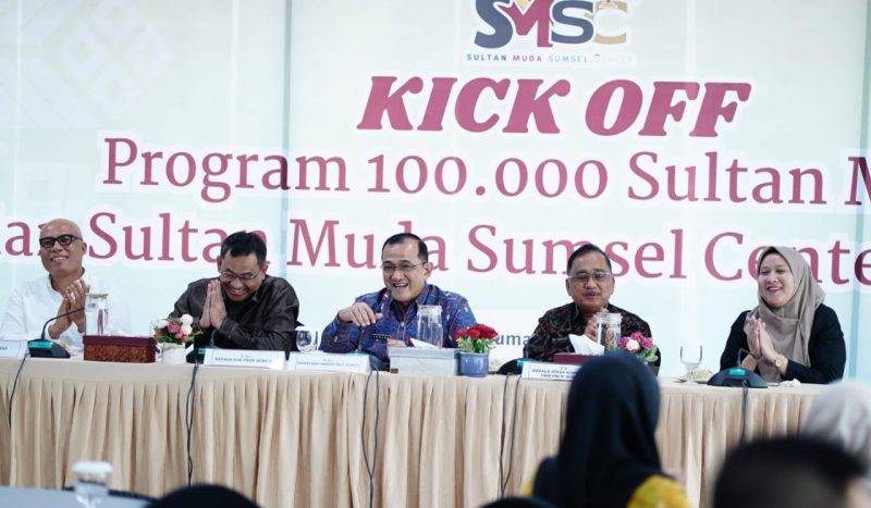 Sekretaris Daerah Provinsi Sumatera Selatan [Sekda Sumsel] Drs H Edward Candra MH mengapresiasi atas inisiasi Otoritas Jasa Keuangan [OJK] Provinsi Sumsel atas Kick Off Program 100 ribu Sultan Muda dan Sultan Muda Sumsel Center [SMSC] yang digelar di Ruang Komunal Lantai 4 Kantor OJK Provinsi Sumsel Jalan Jend Sudirman Palembang, Jumat 9 Mei 2025.