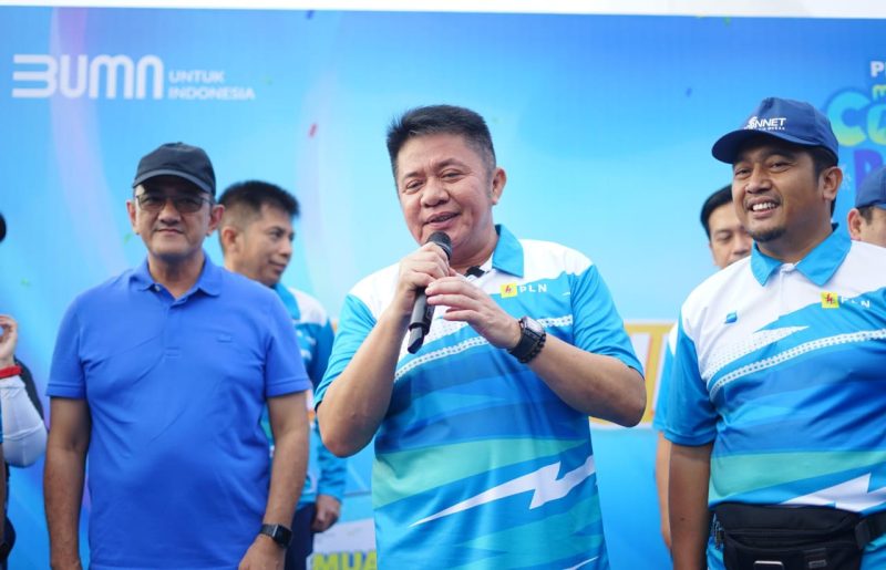 Gubernur Sumatera Selatan [Sumsel] H Herman Deru mengapresiasi pelaksanaan PLN Mobile Color Run 2025 yang digelar di Kawasan Benteng Kuto Besak [BKB] Palembang, Minggu 25 Mei 2025.