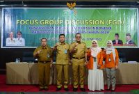 Sekretaris Daerah Provinsi Sumatera Selatan [Sekda Sumsel] Drs H Edward Candra MH membuka Focus Group Discussion [FGD] Pengukuran Indeks Demokrasi Indonesia [IDI] Provinsi Sumsel Tahun 2024 di Hotel Swarna Dwipa, Palembang, Selasa 27 Mei 2025.