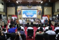 Gubernur Sumatera Selatan [Sumsel] H Herman Deru menyambut positif kunjungan kerja reses Komisi X [10] DPR RI Masa Persidangan III Tahun Sidang 2024–2025 di Provinsi Sumsel, yang berlangsung di Auditorium Bina Praja Kantor Gubernur Jalan A Rivai Palembang, Rabu 28 Mei 2025.