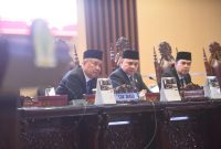 Wakil Gubernur [Wagub] H Cik Ujang menghadiri Sidang Paripurna XI Dewan Perwakilan Rakyat Daerah [DPRD] Provinsi Sumsel, dengan agenda penyampaian Laporan Hasil Pembahasan dan Penelitian Pansus-Pansus terhadap LKPJ Gubernur Sumsel Tahun Anggaran 2024, bertempat di Ruang Sidang Paripurna DPRD Provinsi Sumsel, pada Senin 14 April 2025.