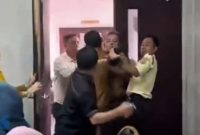 Pemukulan terhadap seorang ASN [Aparatur Sipil Negara] PUPR oleh supir Ketua Komisi III DPRD Palembang sempat membuat gaduh di media sosial.