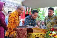 Pemerintah Kota [Pemkot] melalui Wali Kota Ratu Dewa secara resmi melakukan penandatanganan nota kesepakatan atau Memorandum of Understanding [MoU] bersama Kepala BPS kota Palembang.