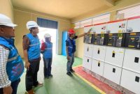 PLN Unit Pelaksana Pelayanan Pelanggan [UP3] Palembang resmi menyalakan pasokan listrik untuk CV Trans Harapan Mulia, industri peleburan besi di Sumsel, dengan daya sebesar 15.000 kVA.