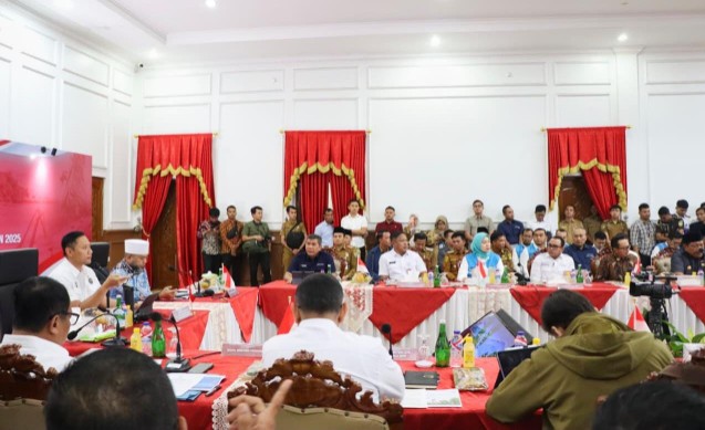 PT PLN (persero) menghadiri ravat evaluasi dari Menko Infrastruktur soal percepatan pembangunan Pulau Enggano.