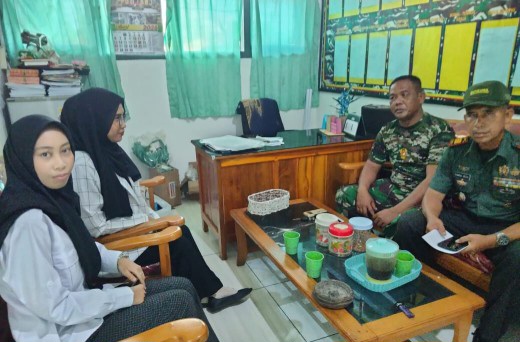 Danramil Tanjung Raja, Kapten Inf Samsul Rizal memanggil Ahli Gizi dan Kepala Dapur MBG Ulak Kerbau Baru, Selasa 23 Sepetember 2025.
