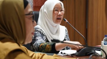 Ketua TP-PKK Sumsel yang juga Ketua Dekranasda Provinsi Sumsel, Hj Feby Deru