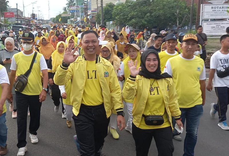 Semarak Dirgahayu Partai Golkar ke 61 tahun di Kabupaten OKU Timur dibalut dengan doa bersama, pembagian sembako gratis, pasar murah, jalan santai, senam sehat hingga berbagai kegiatan sosial.