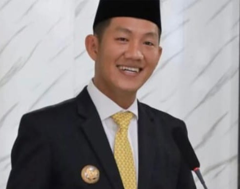 Bupati PALI Asgianto ST.