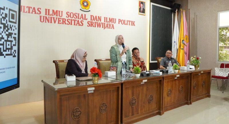 Ketua TP-PKK Palembang Dewi Sastrani saat menghadiri gelaran Focus Group Discussion [FGD] Jejaring Akor yang bertema 
