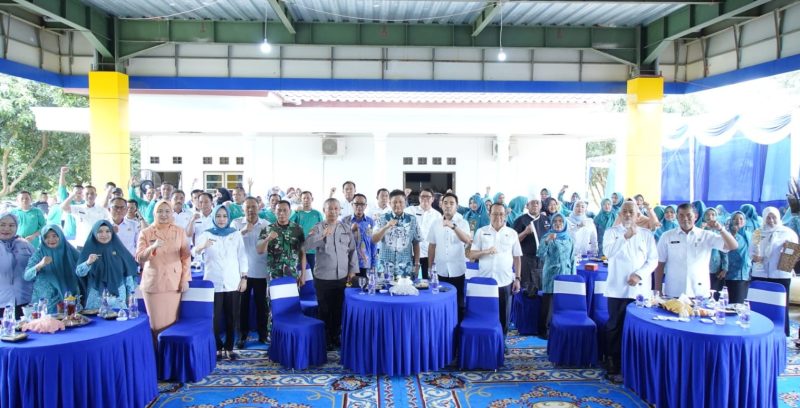 Dinas Peternakan dan Perikanan [Disnakkan] Kabupaten OKU Timur bekerjasama dengan TP-PKK OKU Timur menyelenggarakan kegiatan Lomba Masak Serba Ikan Tingkat Kabupaten dalam Rangka Hari Ikan Nasional 2025.