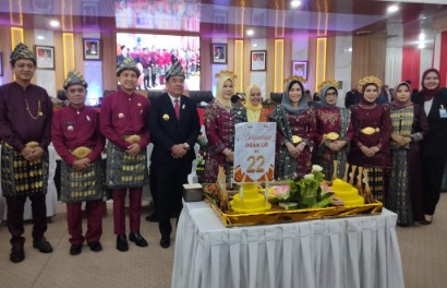 Dewan Perwakilan Rakyat Daerah [DPRD] Kabupaten Ogan Ilir menggelar Rapat Paripurna Istimewa dalam rangka memperingati Hari Ulang Tahun [HUT] ke-22 Kabupaten Ogan Ilir Tahun 2026, Rabu 7 Januari 2026, di Gedung Paripurna DPRD Kabupaten Ogan Ilir, Komplek Perkantoran Terpadu Tanjung Senai, Indralaya.