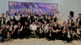 Area Outdoor Liberica Cafe The Sultan menjadi saksi bisu kemeriahan dan kehangatan silaturahmi komunitas otomotif Sumatera Selatan, Selasa 24 Februari 2026.