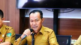 Sekretaris Daerah [Sekda] Kota Prabumulih, H Elman ST MM didampingi Inspektur Sapta Putra Dewangga SH serta Kepala Bagian Tata Pemerintahan [Tapem] Suci Setiawati ST MSi memimpin Rapat Pembahasan Perubahan Penyusunan Indikator Kinerja Kunci [IKK] Laporan Penyelenggaraan Pemerintahan Daerah [LPPD] sekaligus pembahasan Laporan Keterangan Pertanggungjawaban [LKPJ] terkait tindak lanjut rekomendasi DPRD. Senin 23 Februari 2026.
